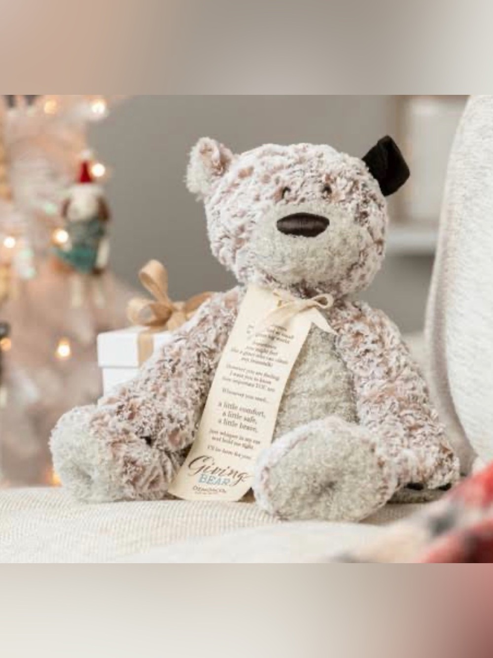 NWT Demdaco Plush Giving Bear in Cream and Brown